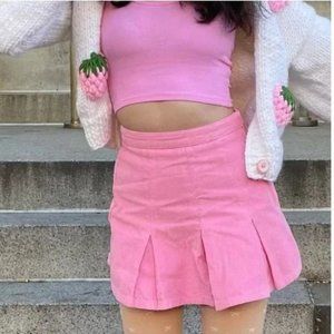Urban Outfitters BDG Pink Corduroy Mini Skirt Stylish Pleats Size M
